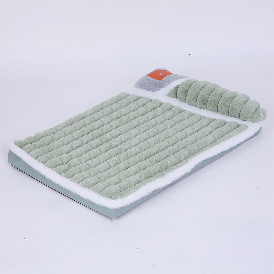 Warm And Comfortable Dog Mat For Autumn